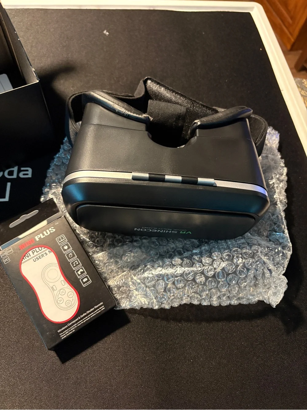 Plus Virtual Reality Glasses - Black
